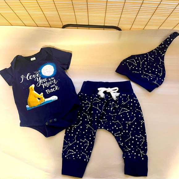 “I Love You To The Moon & Back” Navy Blue Space Theme Graphic Print 3 Piece Set - Picture 1 of 9
